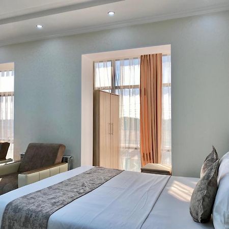 Comfort Hotel Turkistan 외부 사진